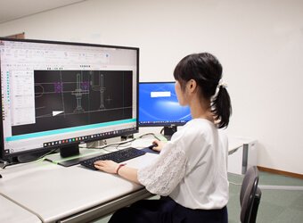 機械設計・CAD・CAMオペレーター｜ロボット・メカトロ開発部