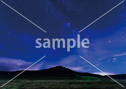 [8月] 阿蘇草千里ヶ浜の星空