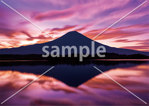 [7月] 富士山の朝焼け