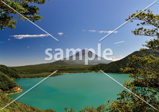 [9月] 蒼い本栖湖と富士山