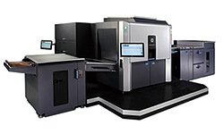 オフセット方式のデジタル印刷機（表紙の印刷）